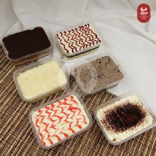 18 Tempat Makan Dessert Box Coklat Terenak