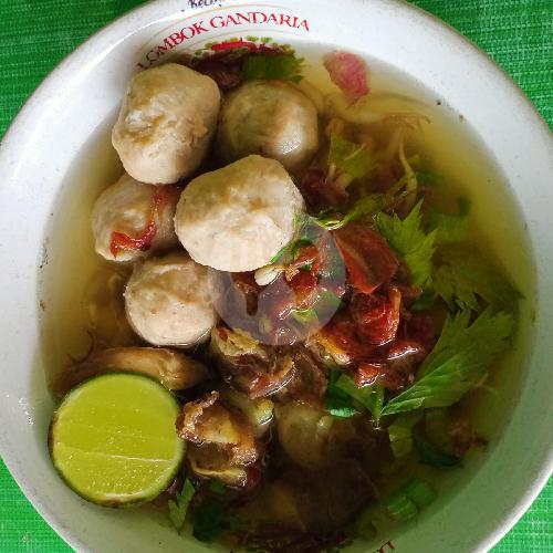 16 Tempat Makan Soto Bakso Paling Enak di Solo