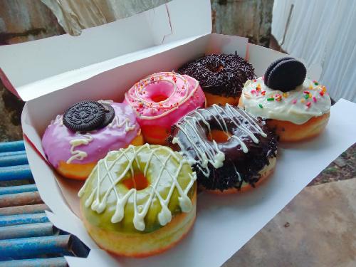 Donuts Nasha, Purbalingga Kidul, Tri Adi Priyono
