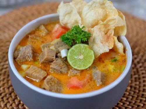 Soto Tangkar 67 Diana, Helin Hestianah