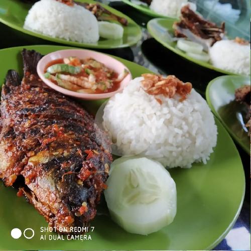 27 Resto Ikan Bakar Terfavorit di Mataram