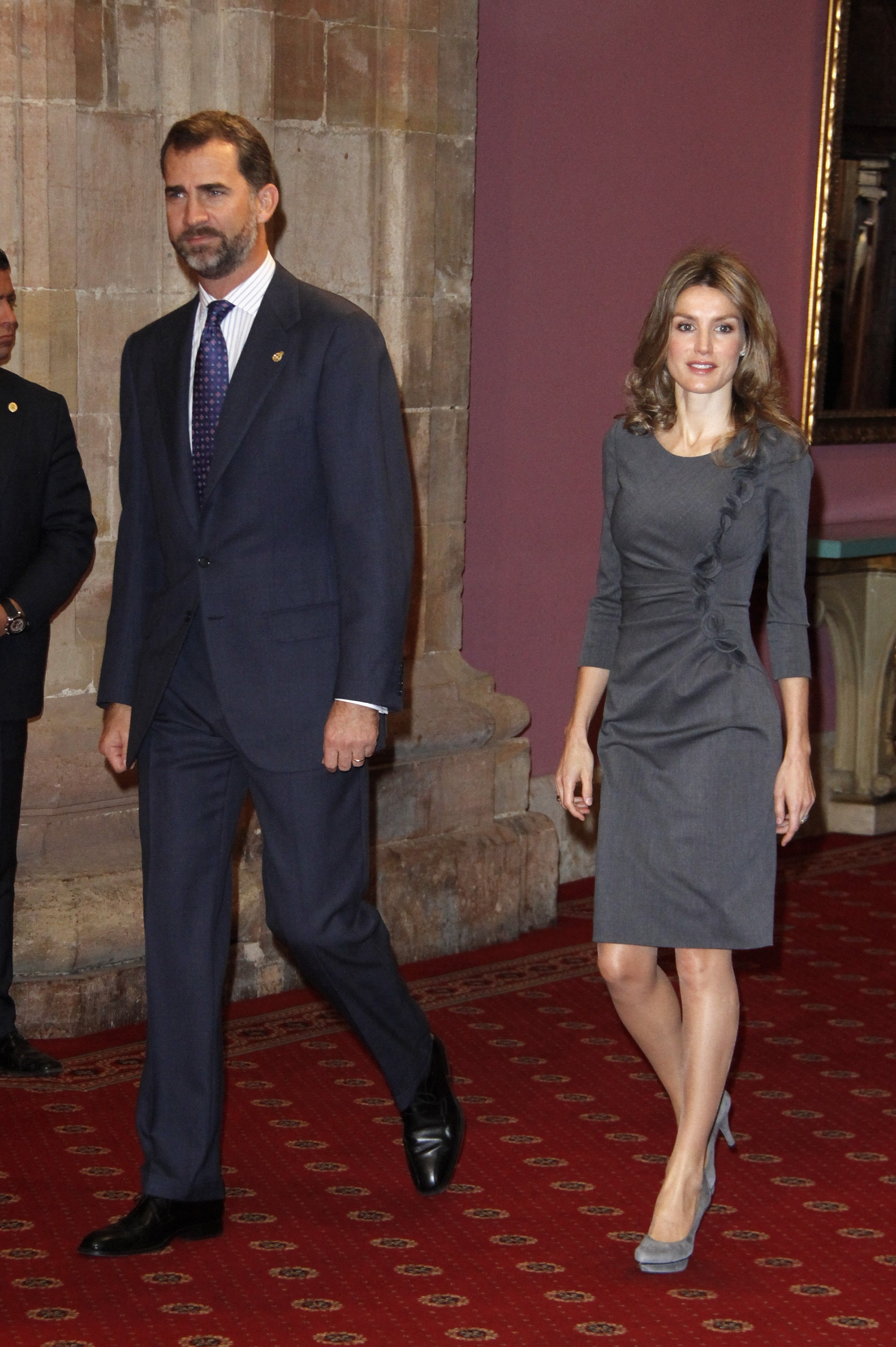 Spain S New Queen Could Be Your Next Fashion Icon Huffpost Life