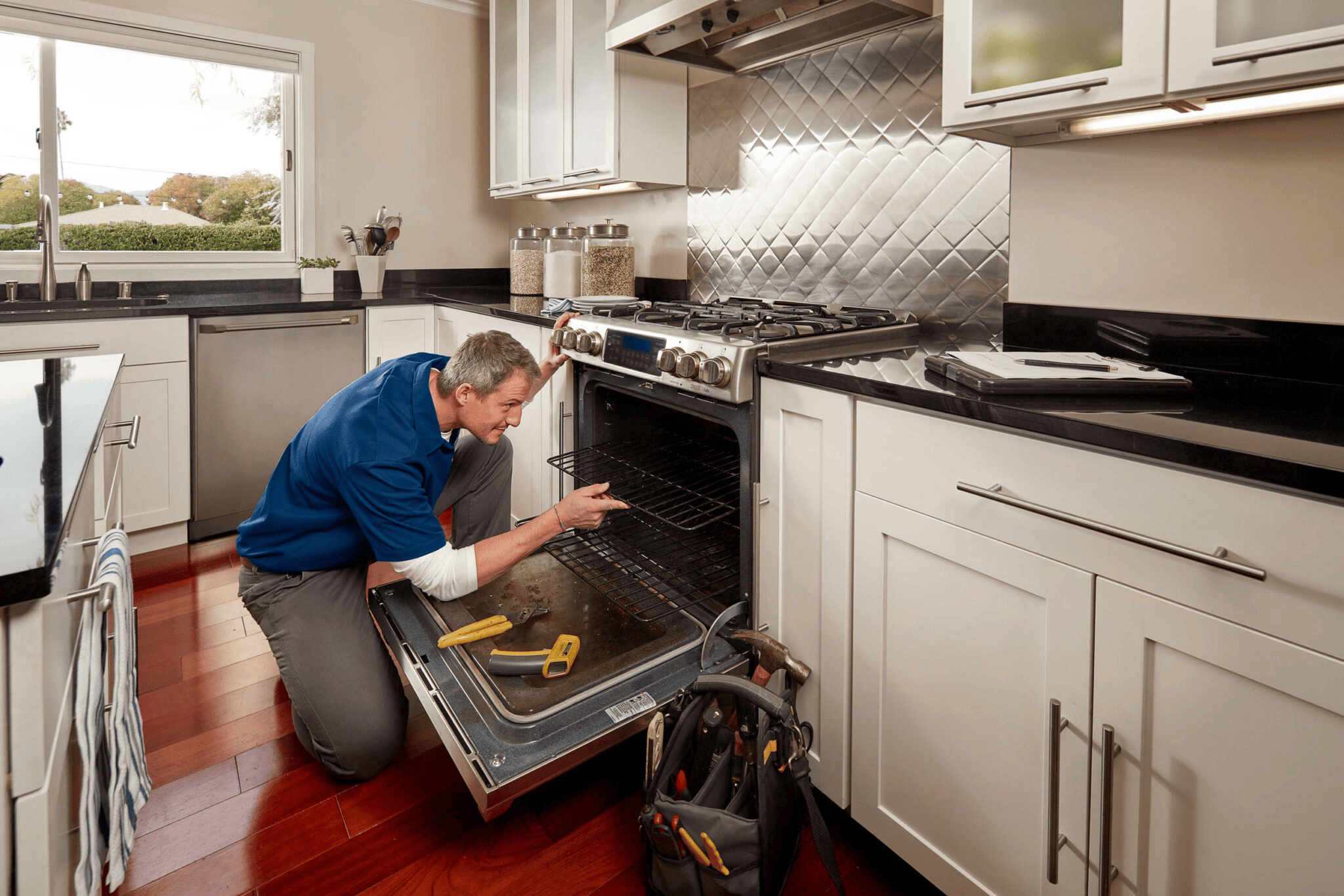 The Importance of Professional Kitchen Appliance Repair Services: Ensuring Longevity and Performance