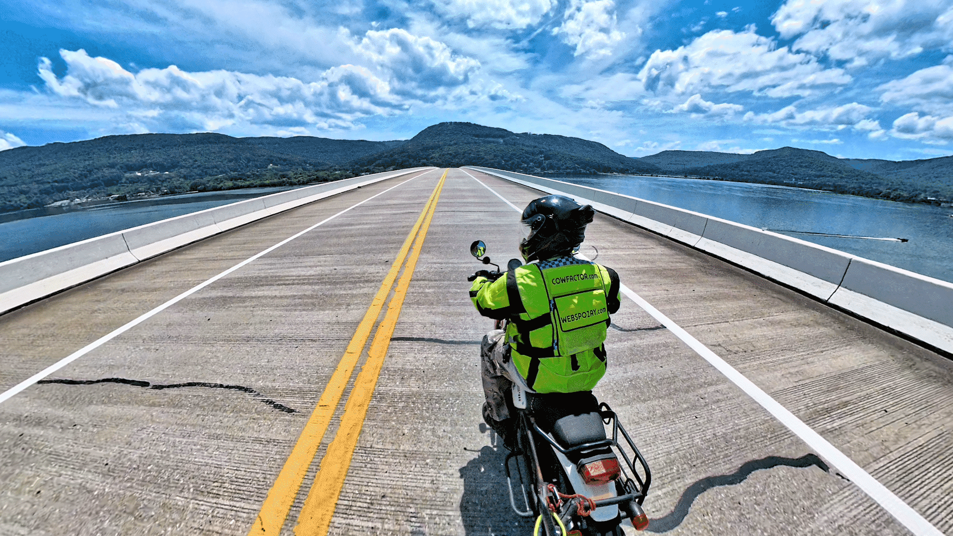 The Tennessee River Gorge –  Where Geology Meets the Open Road
