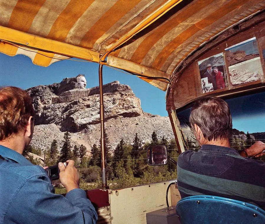 American Tourists Scrolller - Premium Abstract Pattern - HD