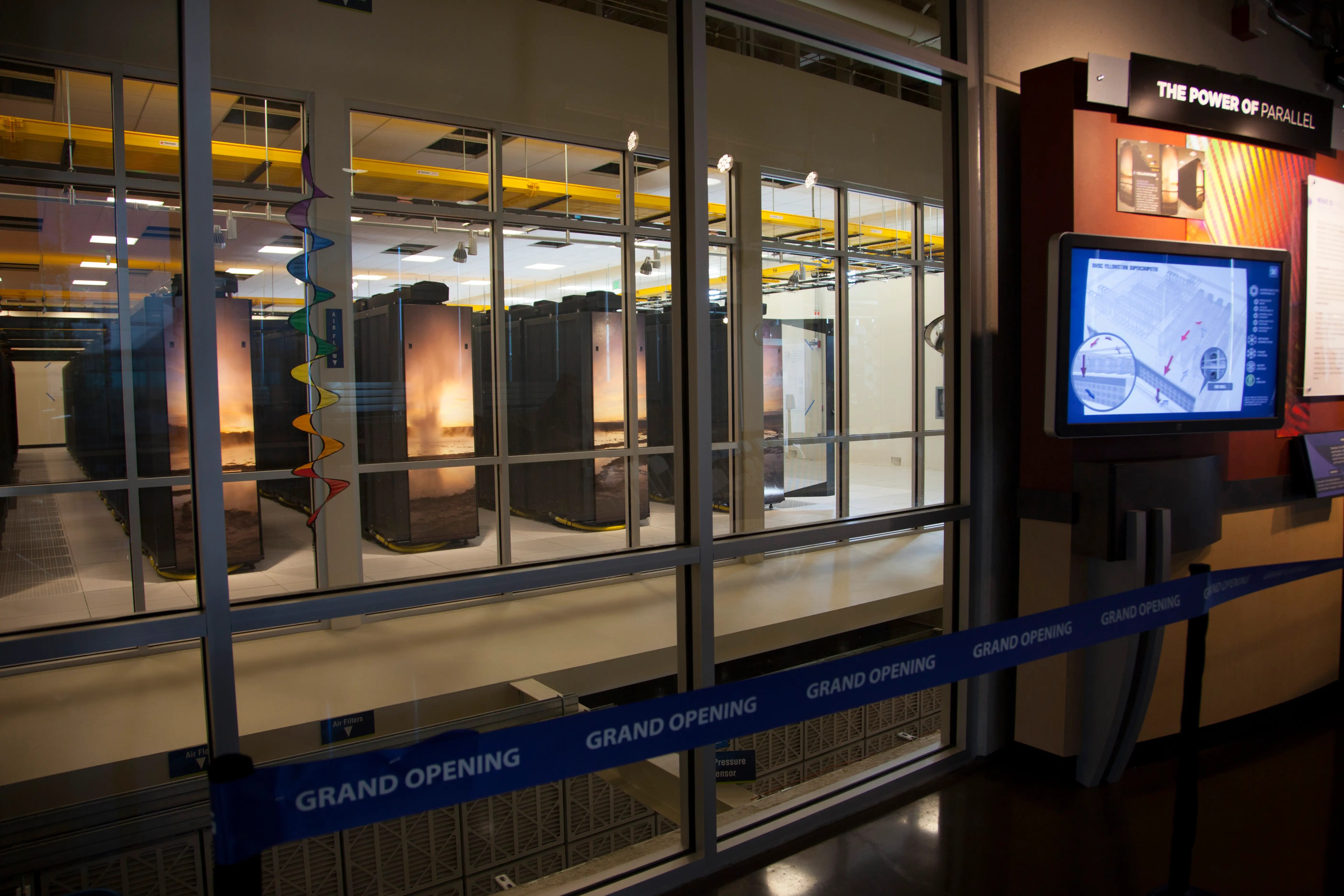 Climate Data Supercomputer Business Insider - Download Professional Colorful Wallpaper | Full HD