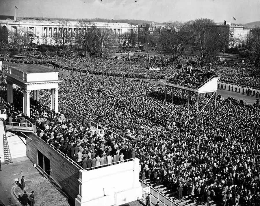 Memorable Moments In Us Inauguration History - Mountain Backgrounds - Incredible Full HD Collection