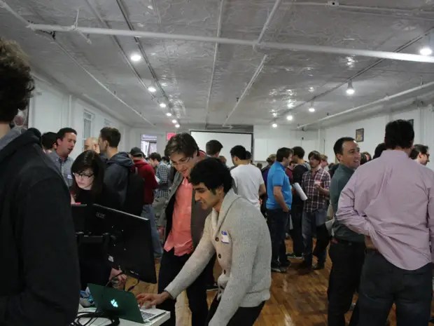 Flatiron School Coding Program Business Insider - Download Artistic Light Wallpaper | Mobile