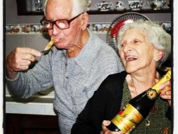 Enis Taner Profile Cnbc - Vintage Wallpaper Collection - HD Quality