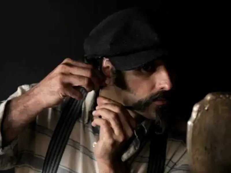 10 Bizarre Jobs You Won T Believe Exist - Premium Gradient Art Gallery - Desktop