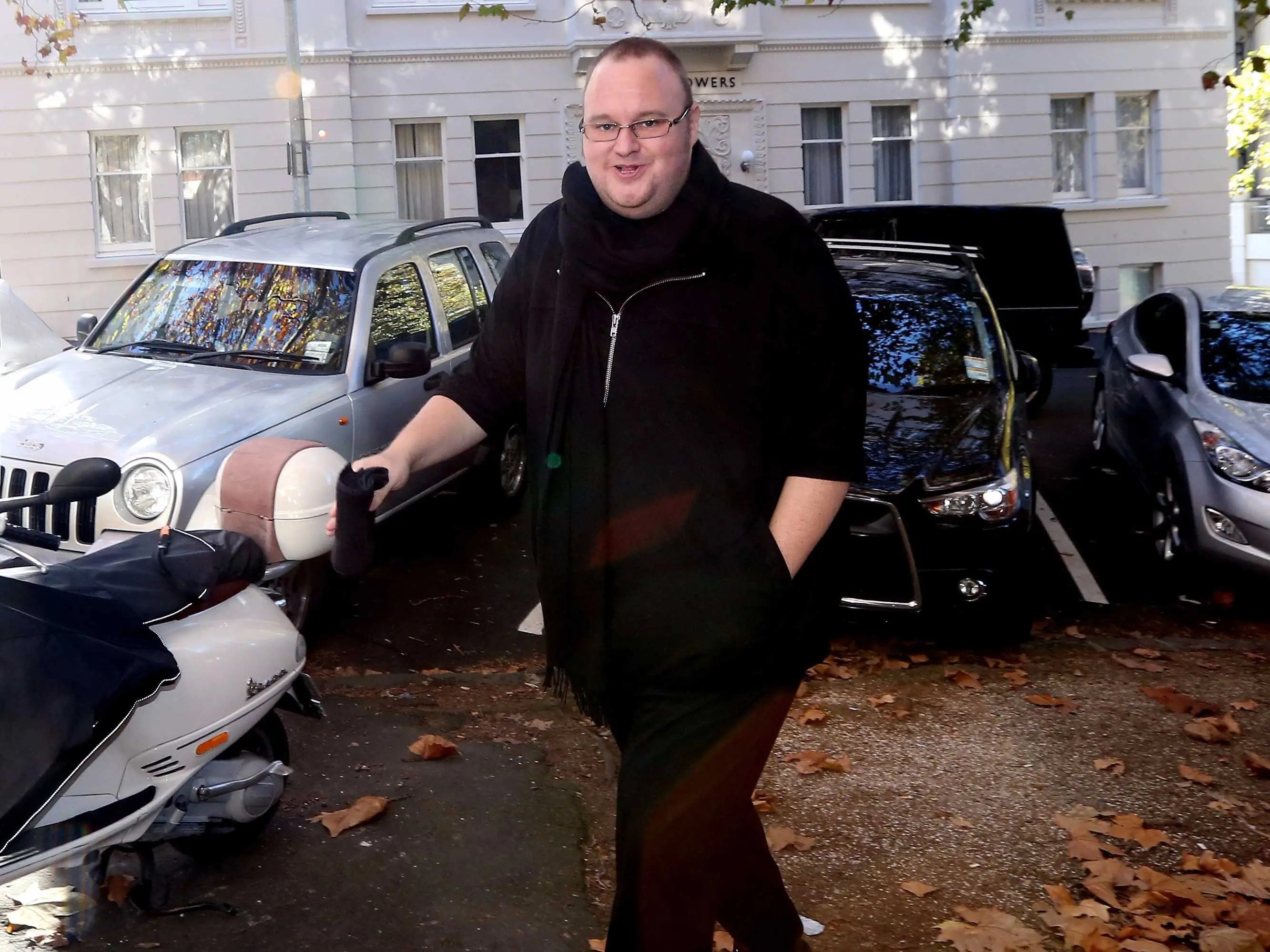 Kim Dotcom Sentenced - HD Light Backgrounds for Desktop