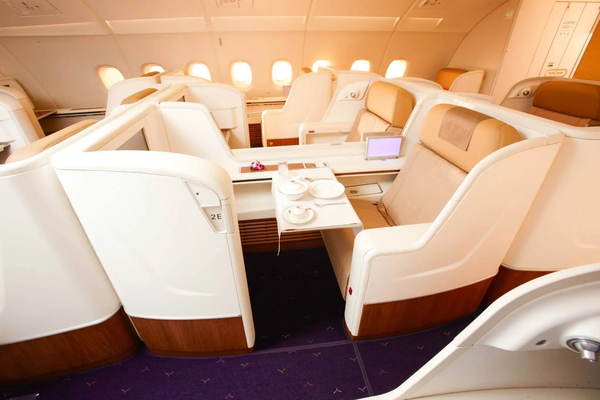 9 Most Luxurious First Class Cabins Business Insider - Mobile Minimal Wallpapers for Desktop