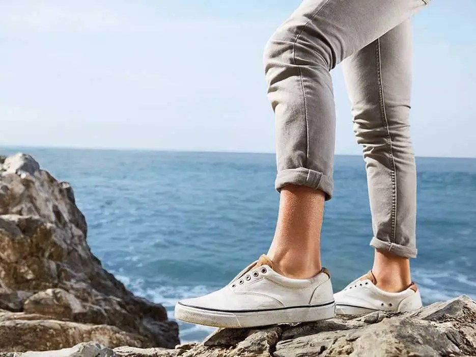 7 Things No Man Should Ever Wear In The Summer And - Best Geometric Images in 8K