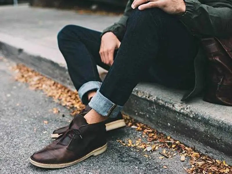 Things No Man Should Wear In The Summer Business Insider - Premium Minimal Illustration Gallery - Mobile