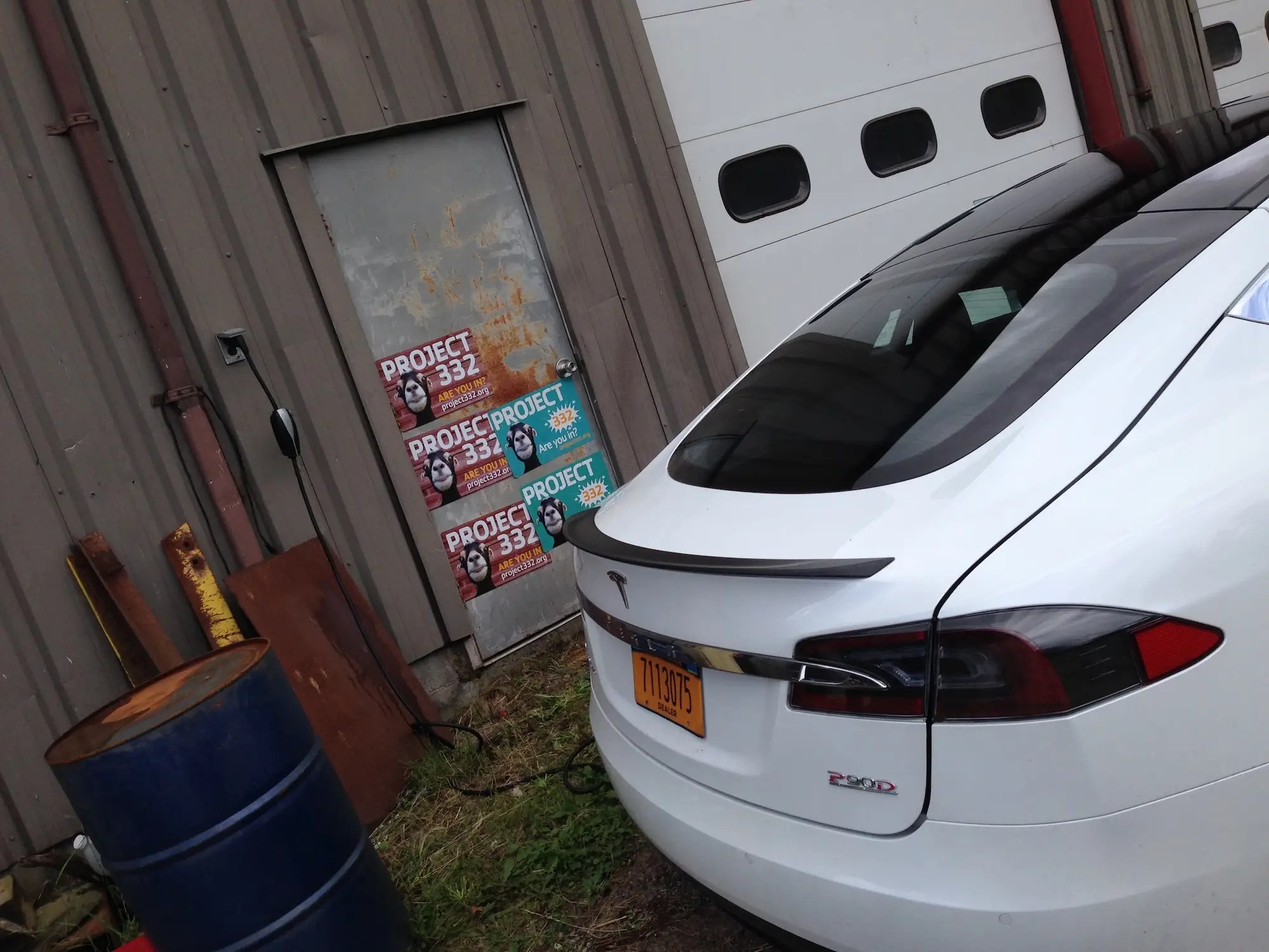 Tesla Model S Drive Business Insider - Artistic Light Pattern - 4K