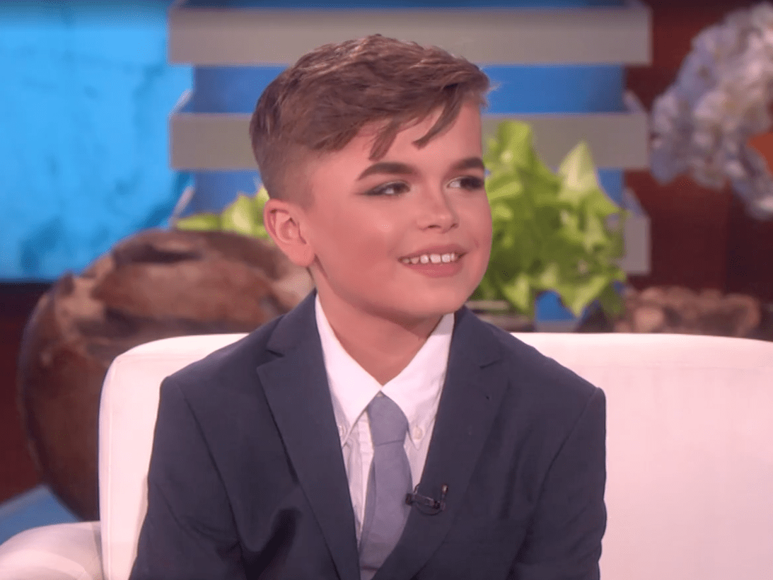 Ellen Surprises 12 Year Old Boy Bullied For Wearing Makeup Business Insider