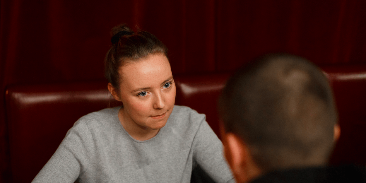 Smart Questions To Ask At The End Of A Job Interview Business Insider - Premium Light Background Gallery - Mobile