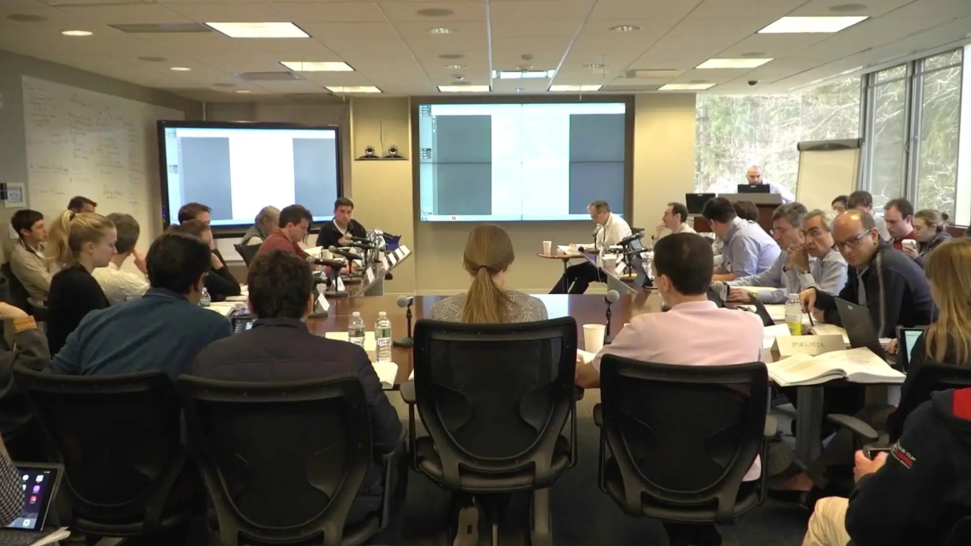 Bridgewater S Ray Dalio Demonstrates Radical Transparency App Dots - 4K City Arts for Desktop