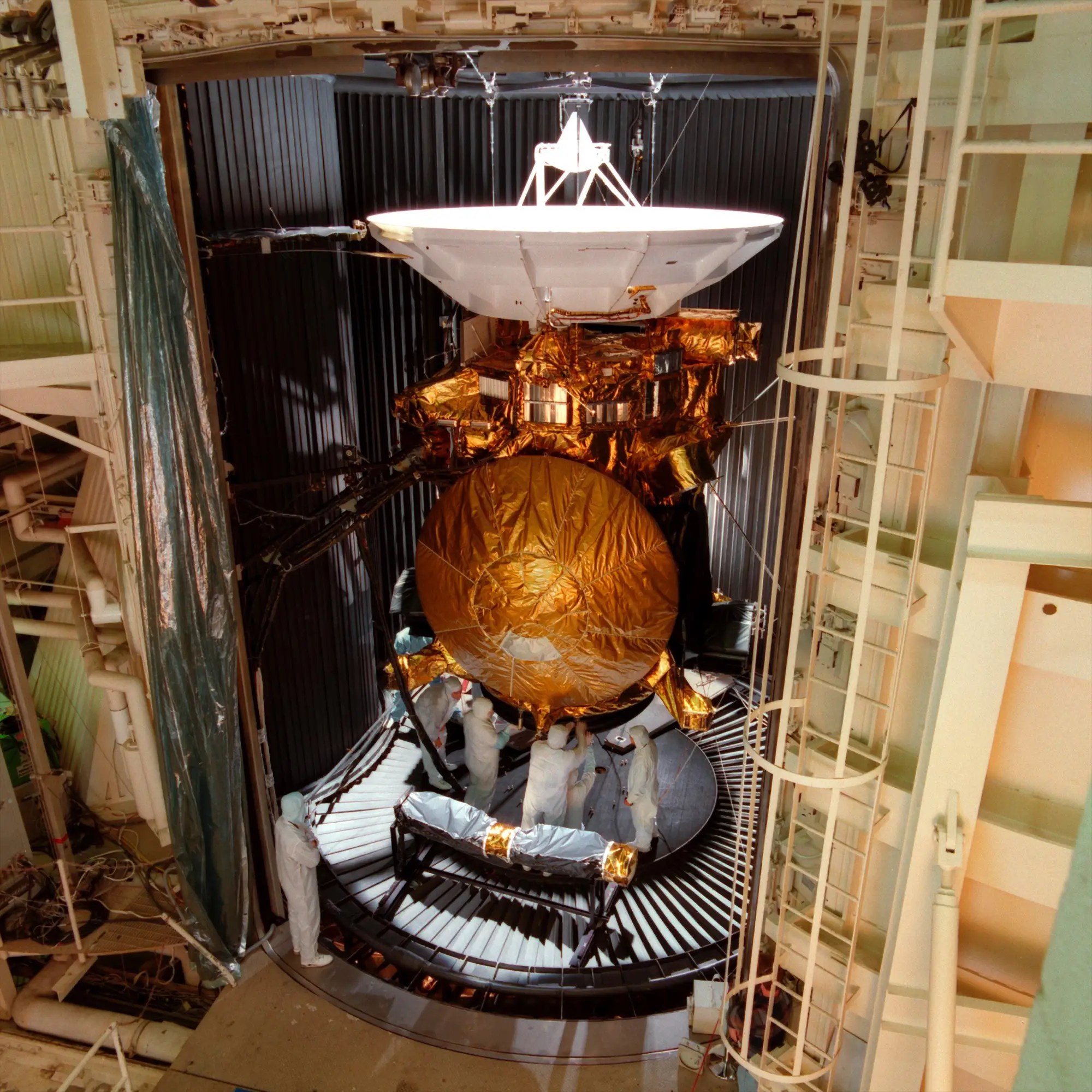 Cassini Mission Overview - Best Abstract Backgrounds in HD