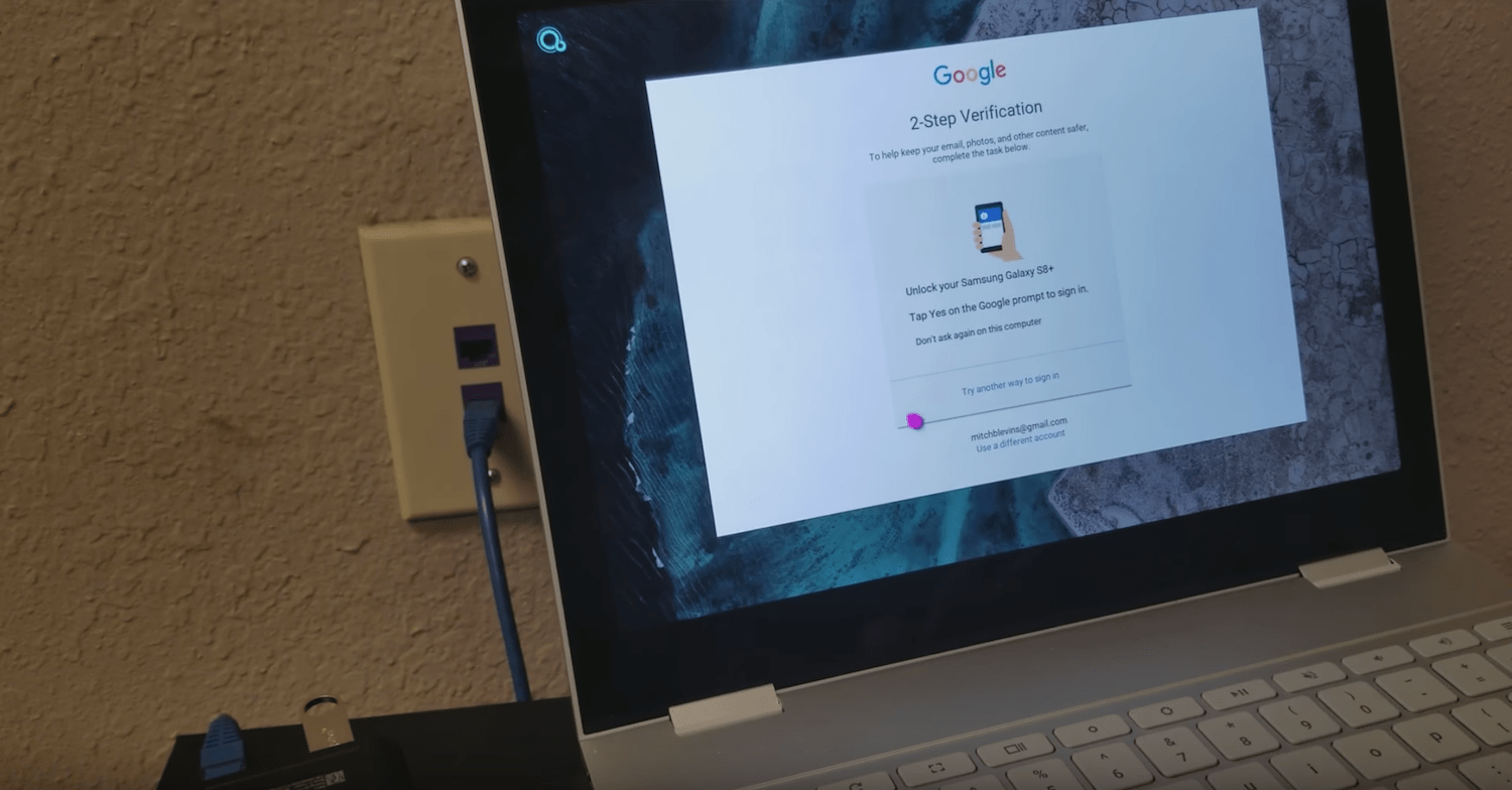Google S Swift Fork Is Being Modified To Support Fuchsia Os - Premium Light Pattern Gallery - Mobile