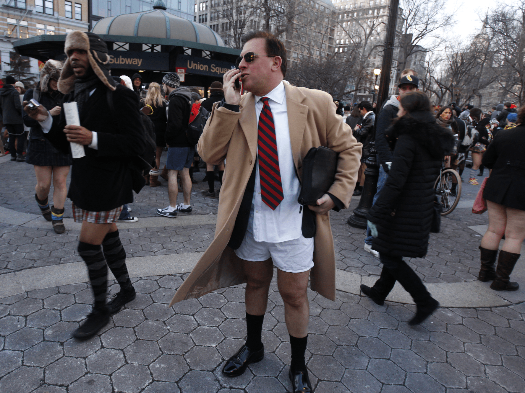 The Clothes And Accessories You Should Never Wear To A Job Interview Business Insider