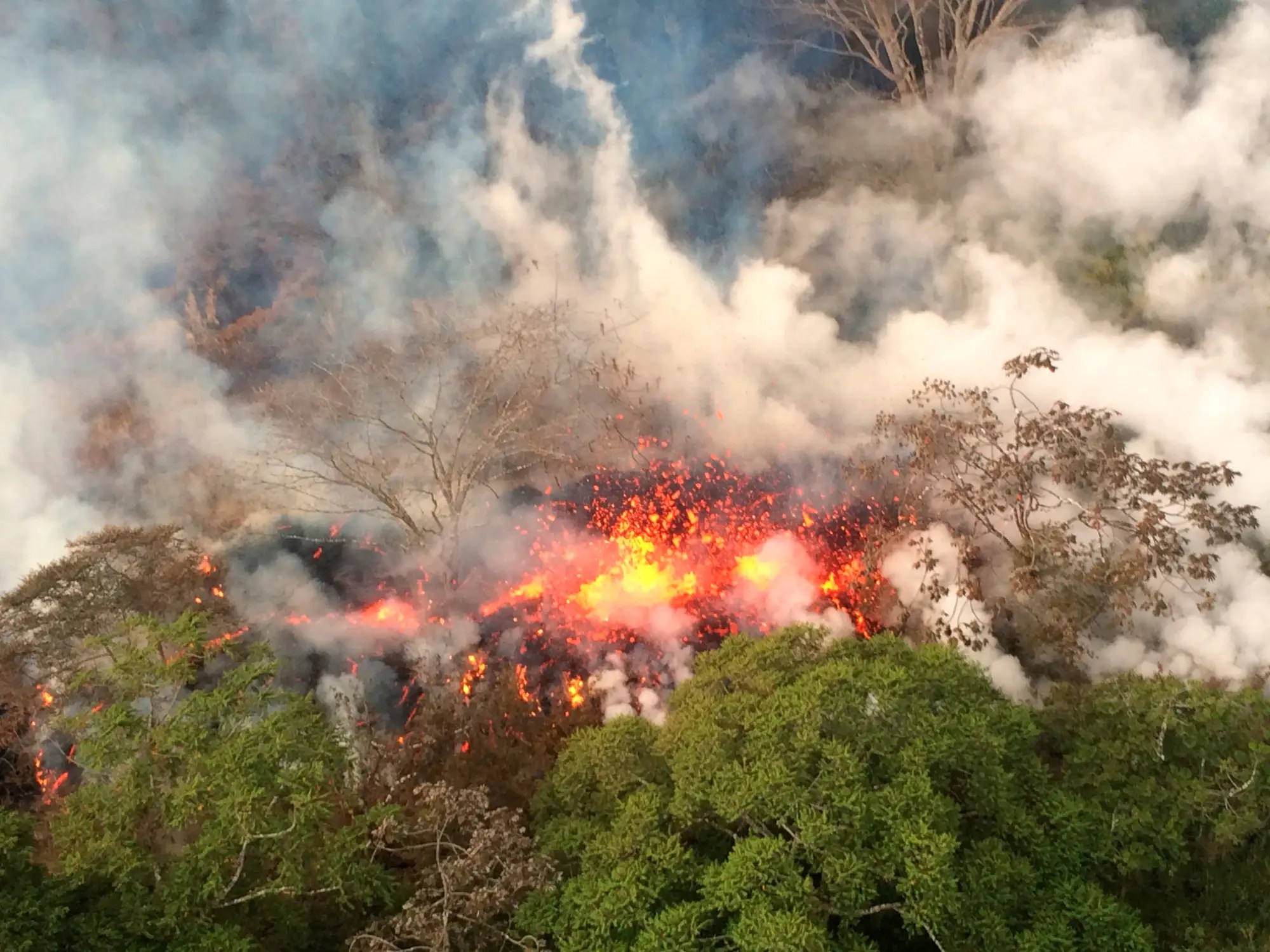 How does a giant volcano hide. Hawaii Kilauea Volcano Eruption Updates And Photos