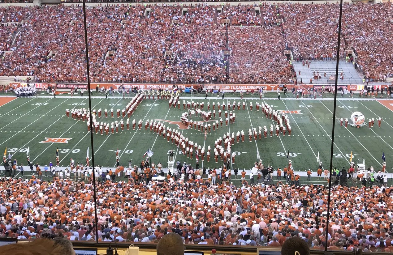 What It Is Like To Go To A Big Time College Football Game In Texas