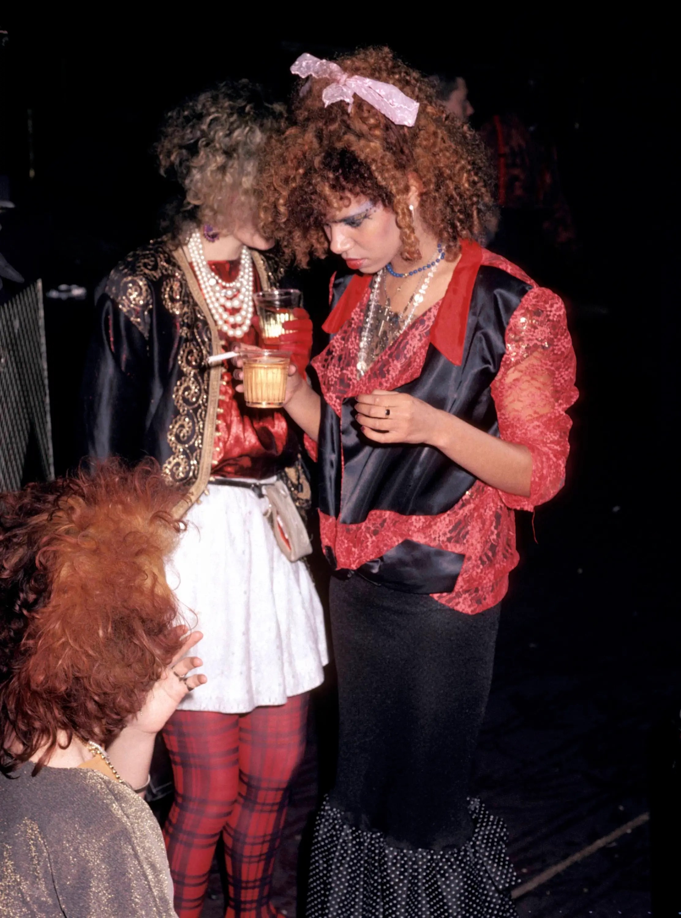 1982 - HD Vintage Arts for Desktop