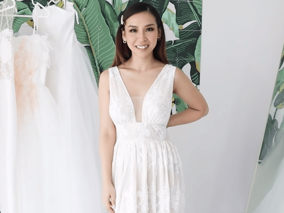 Youtubers Are Buying Cheap Wedding Dresses From Wish Insider