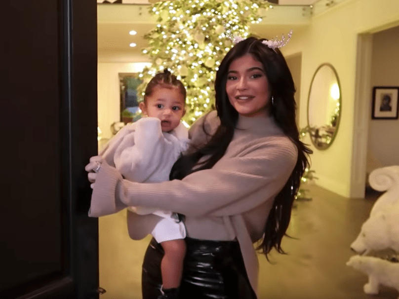 It's a very thick and lush nordmann fir. Kylie Jenner Has 4 Full Sized Christmas Trees In Her La Home