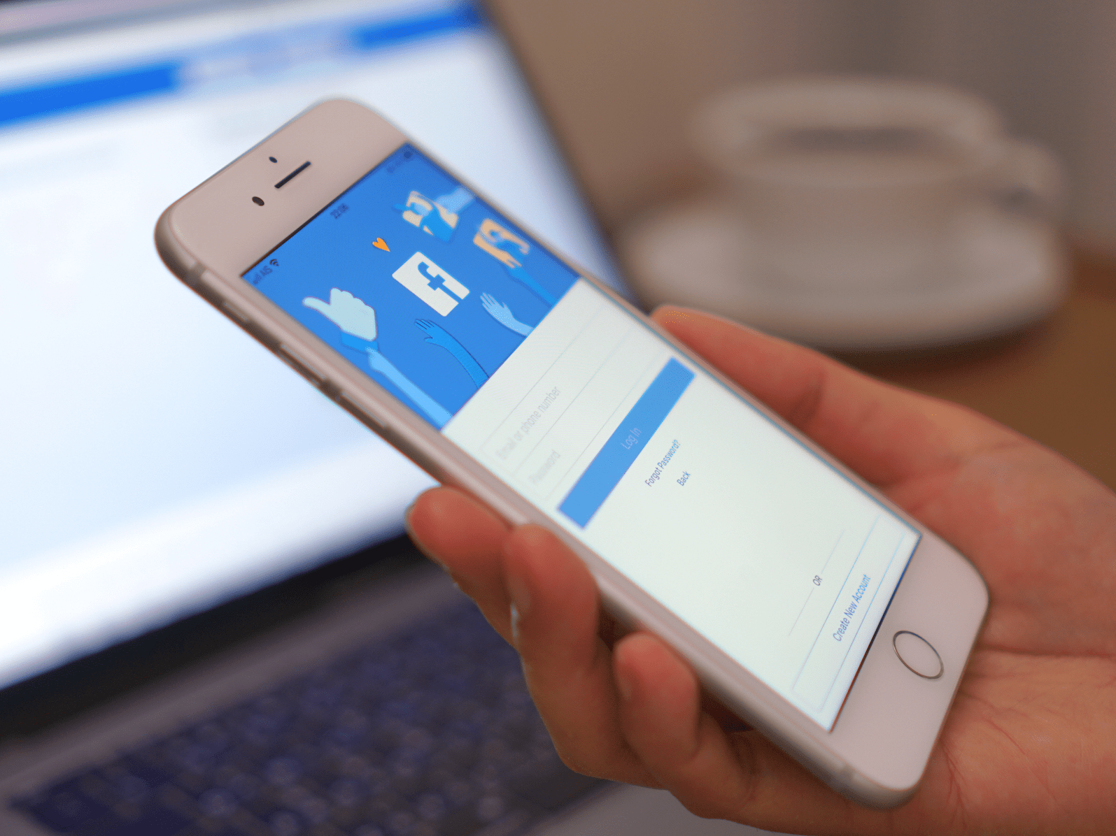 How To Clear Your Facebook App S Cache On An Iphone Business Insider