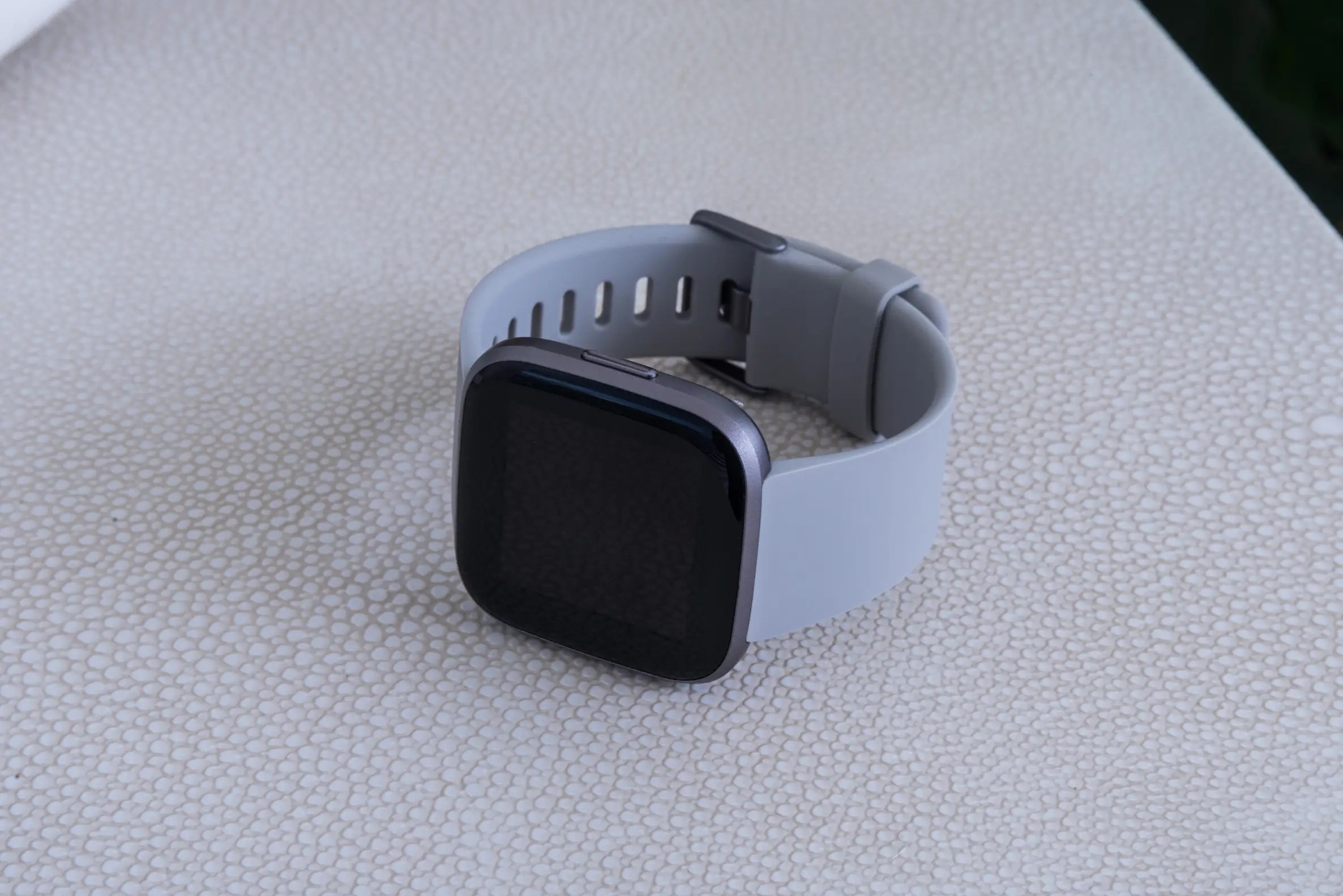 Fitbit Clock Problem 3 Quick Easy Fixes - Best Vintage Wallpapers in Desktop