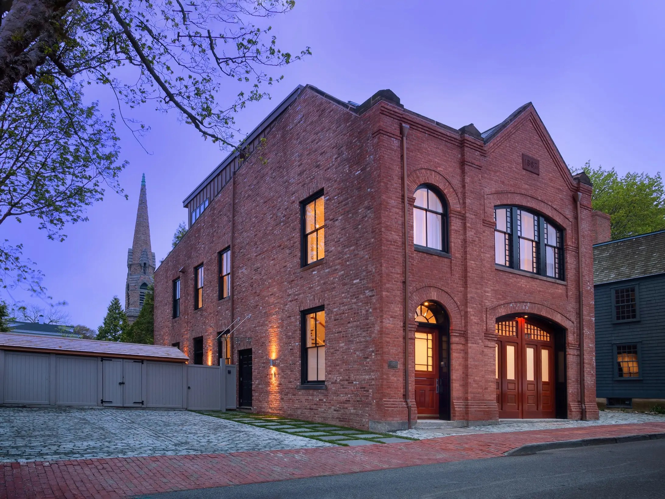 Find studio, 1 bedroom, 2 bedroom, 3 bedroom, 4 bedroom rental houses within your budget in newark, new jersey. A 130-year-old firehouse in Newport has been converted