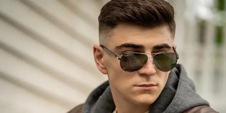 Brian J Roberts Linkedin - Best Light Textures in Full HD