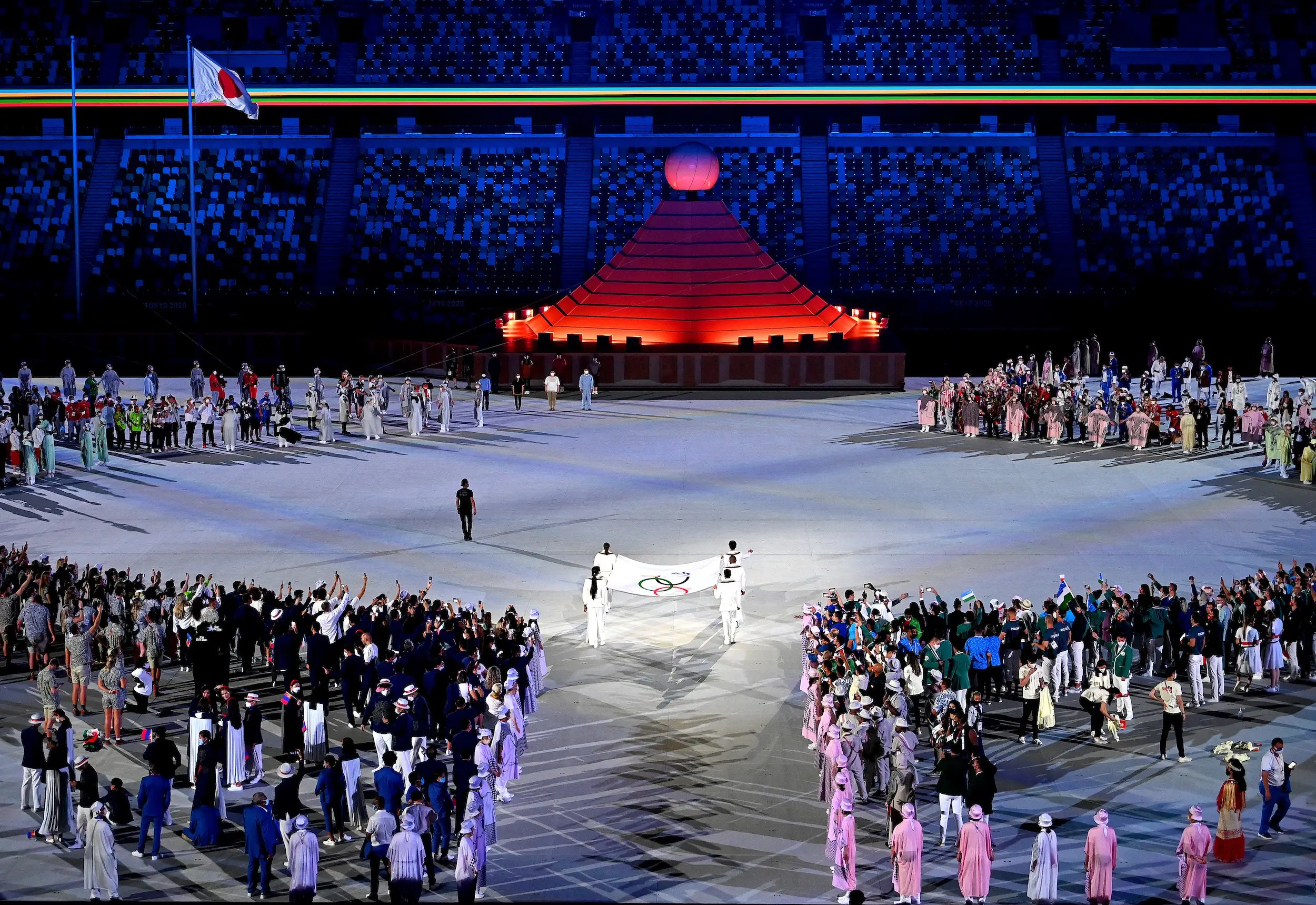 Tokyo Olympics Opening Ceremony Included A Light Display With 1 800 - Download Perfect City Picture | Mobile