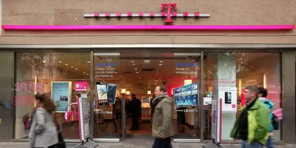 T-Mobile Customers Are Upset As Hacker Says ‘Their Security Is Awful’