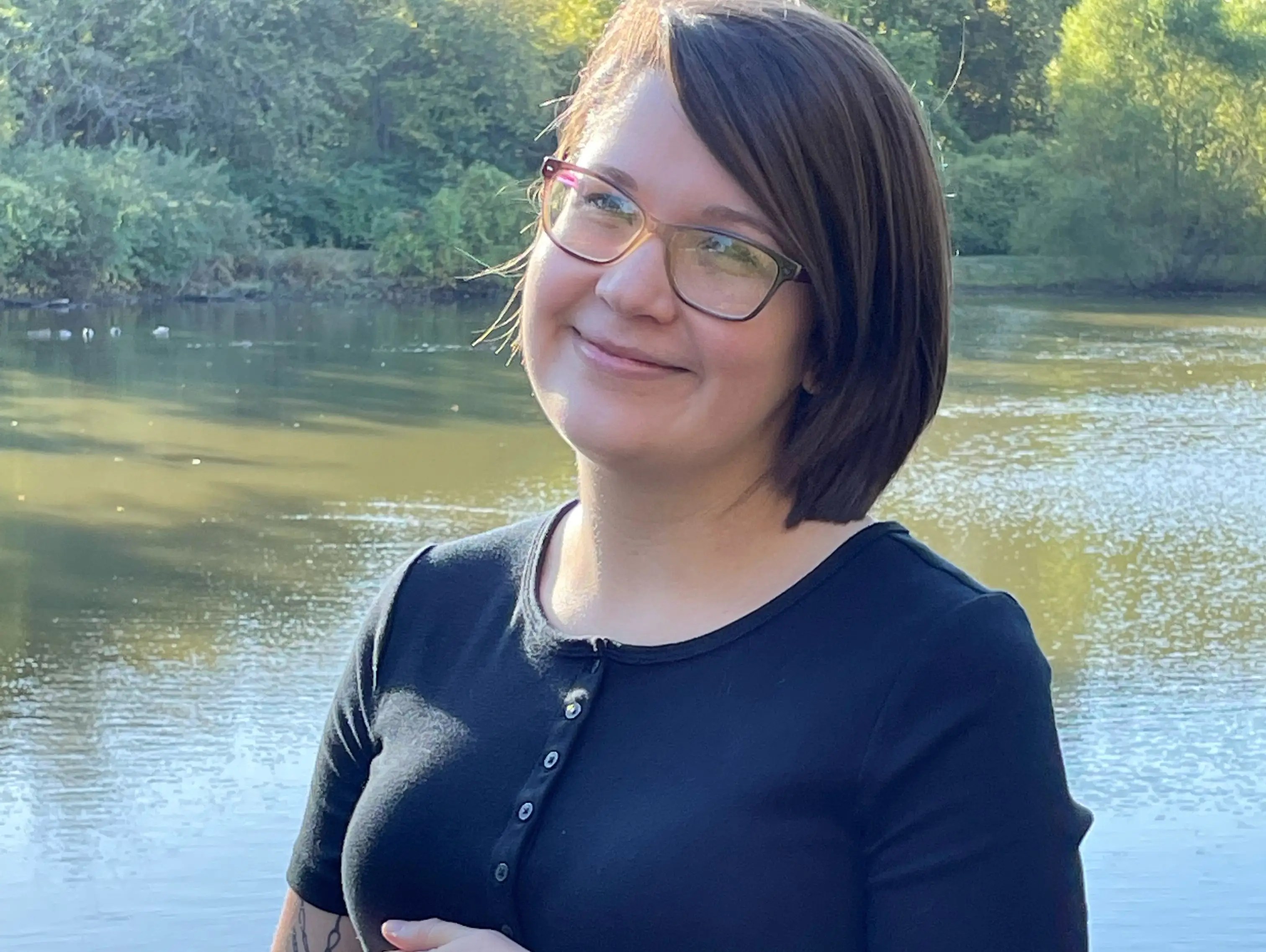 Bio Sarah Prager - Space Background Collection - Ultra HD Quality