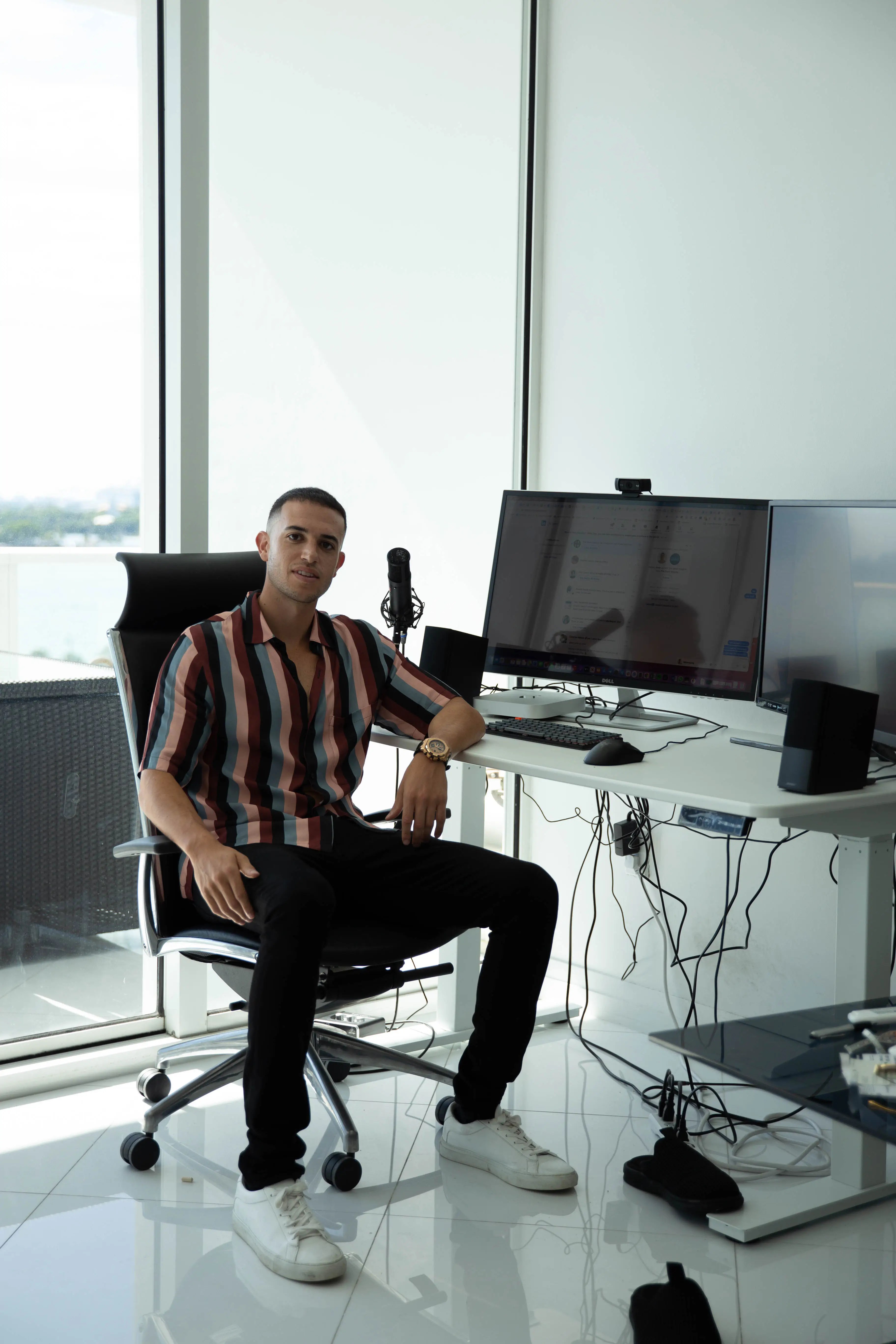 Daniel Snow Raptv - Best Ocean Images in Ultra HD