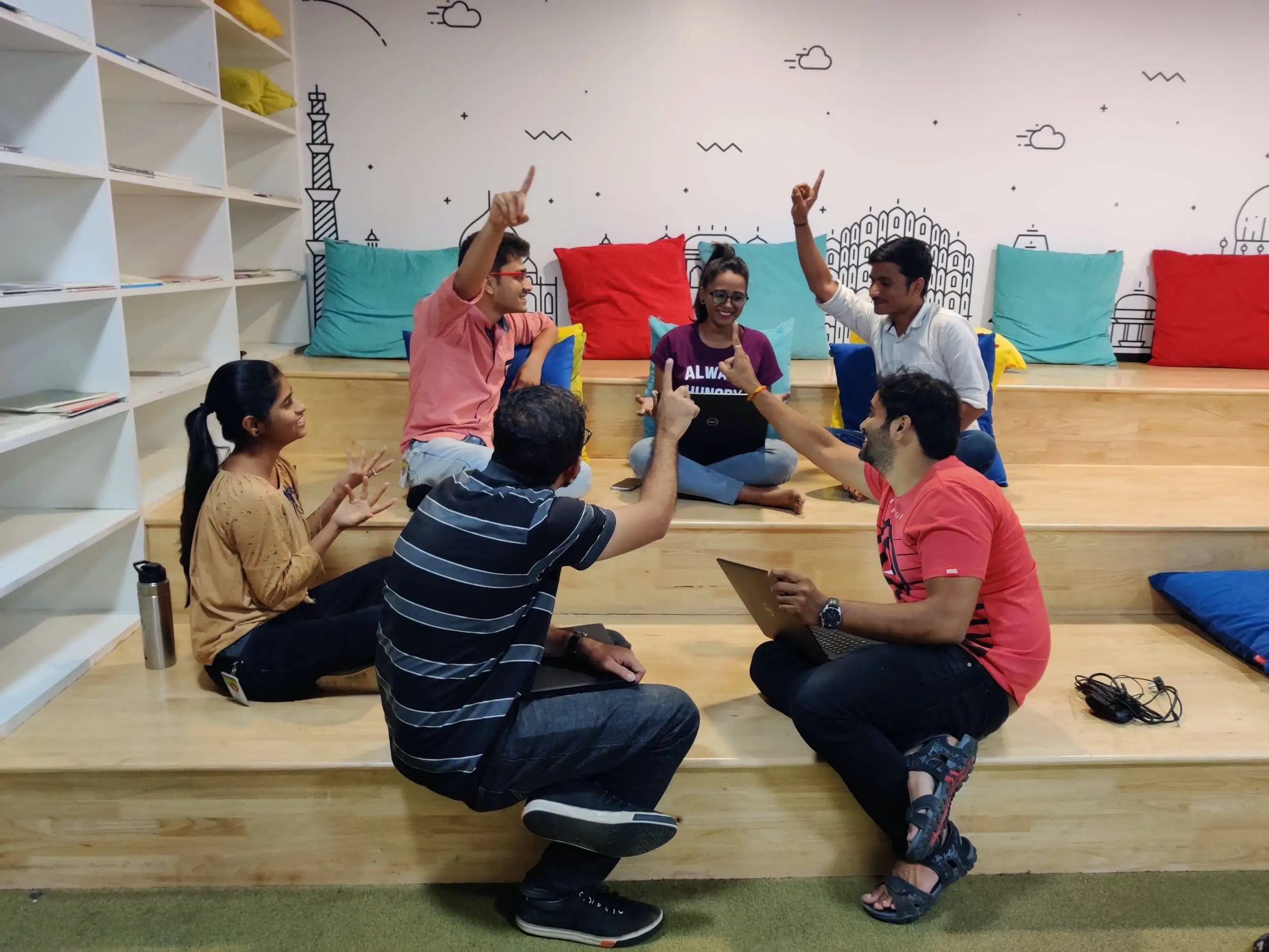 Company Culture Video Comparably - Premium Ocean Background Gallery - High Resolution