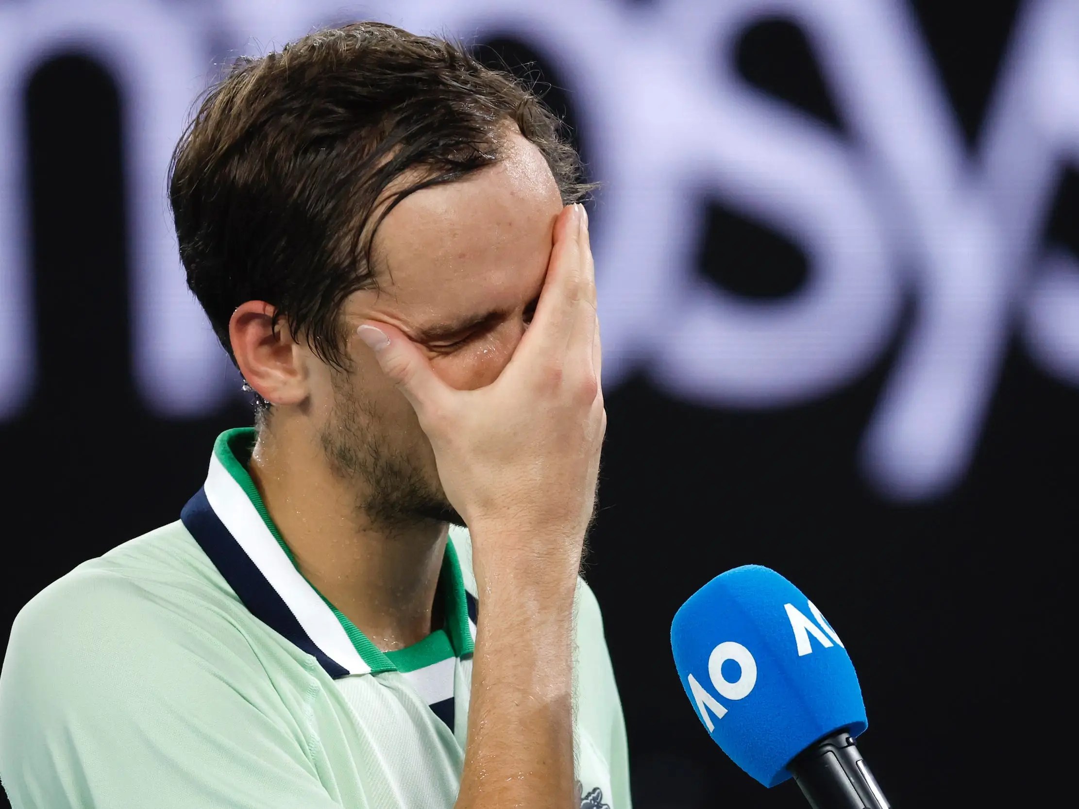 Algunos golpes para medvedev han sido sus problemas relativos con la generación de juego ofensivo rápido desde la línea de base y la mitad de la cancha. Ckdeqomplxvb9m