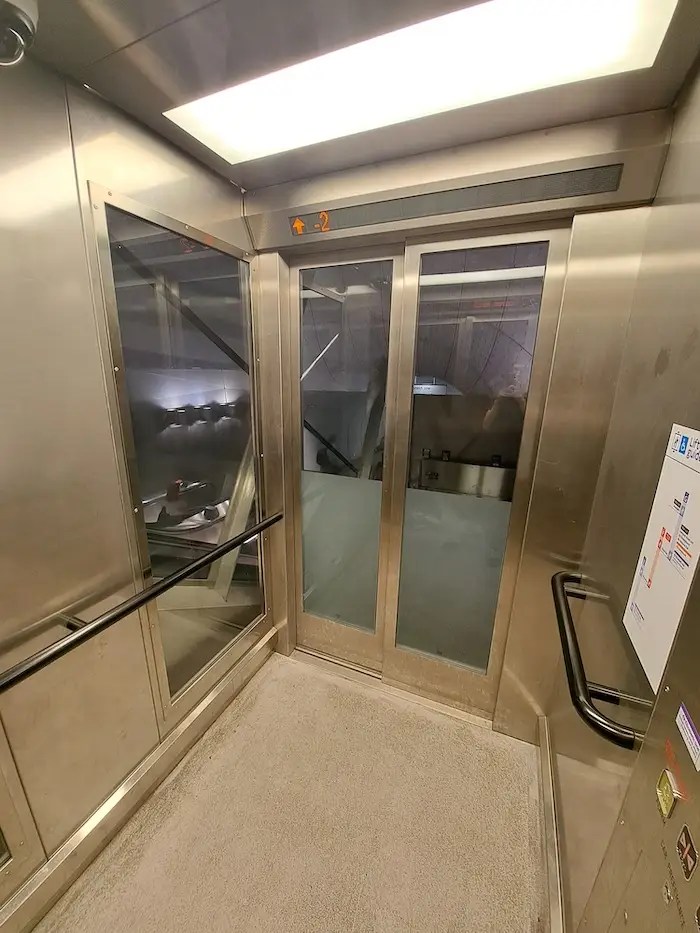 Sideways Elevators In London Video Jayforce - Stunning Ultra HD Mountain Designs | Free Download