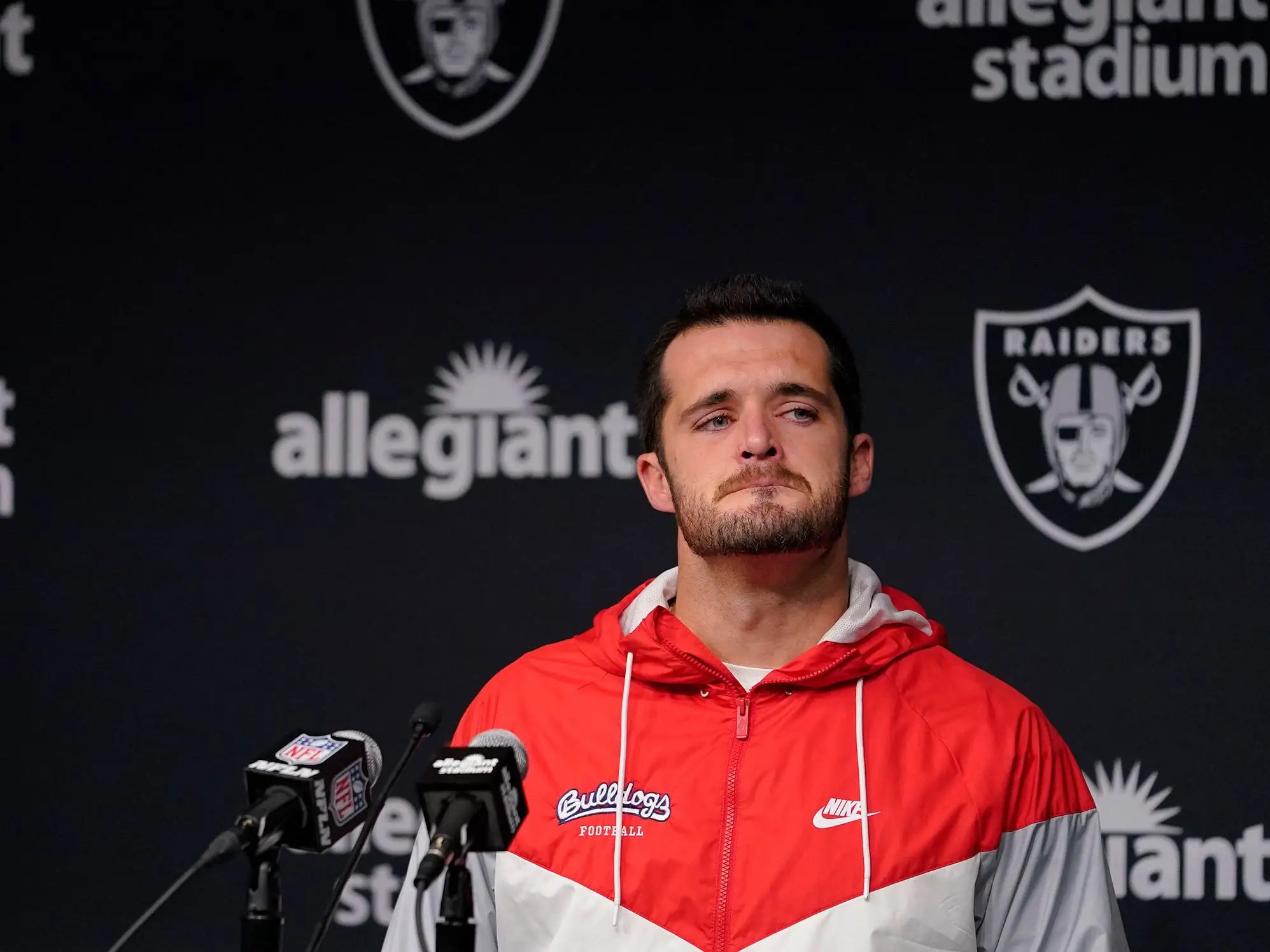 Video: derek carr fights back tears after loss to colts