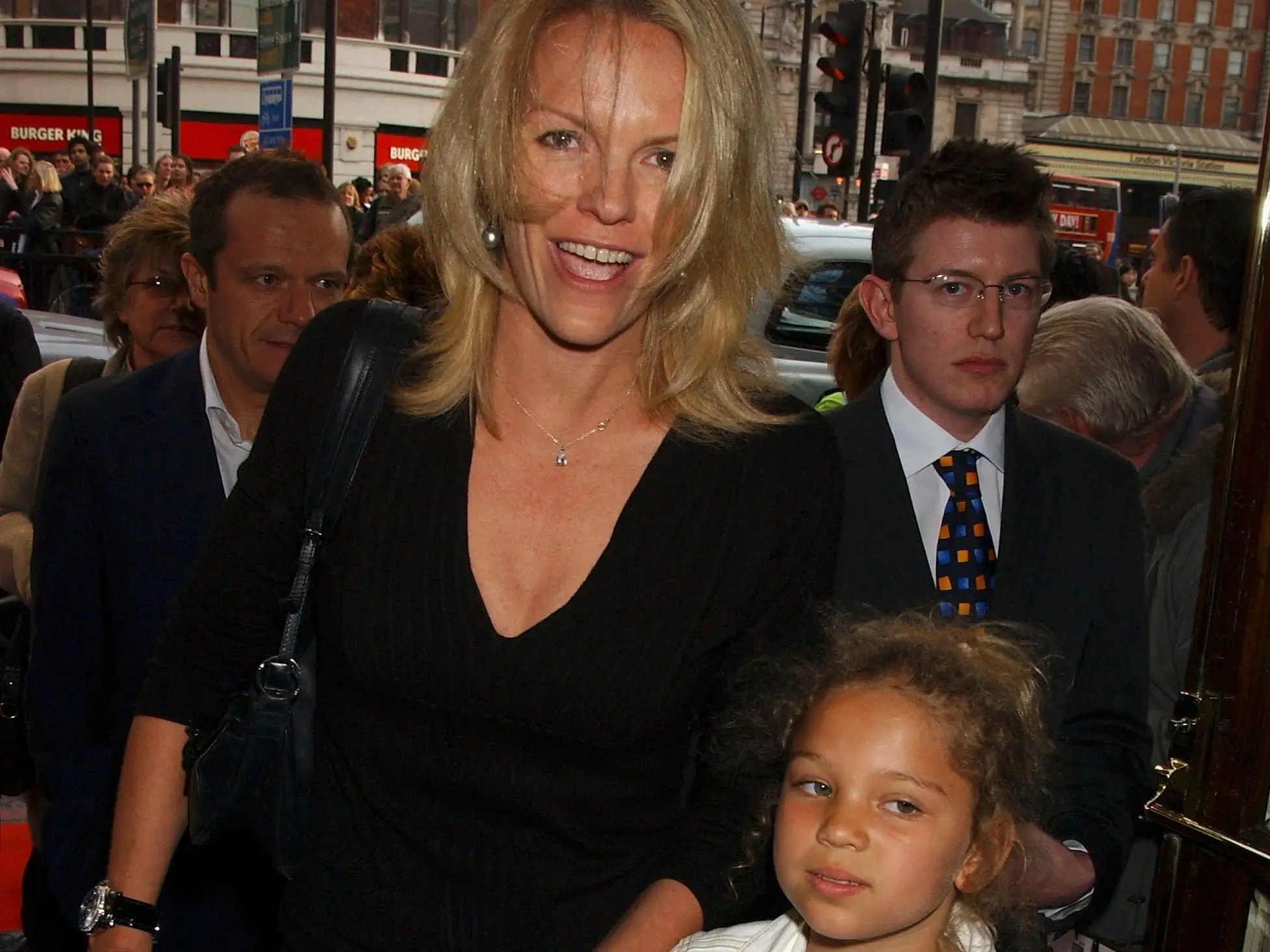 Elisabeth Murdoch C Span Org - Premium Dark Illustration Gallery - High Resolution