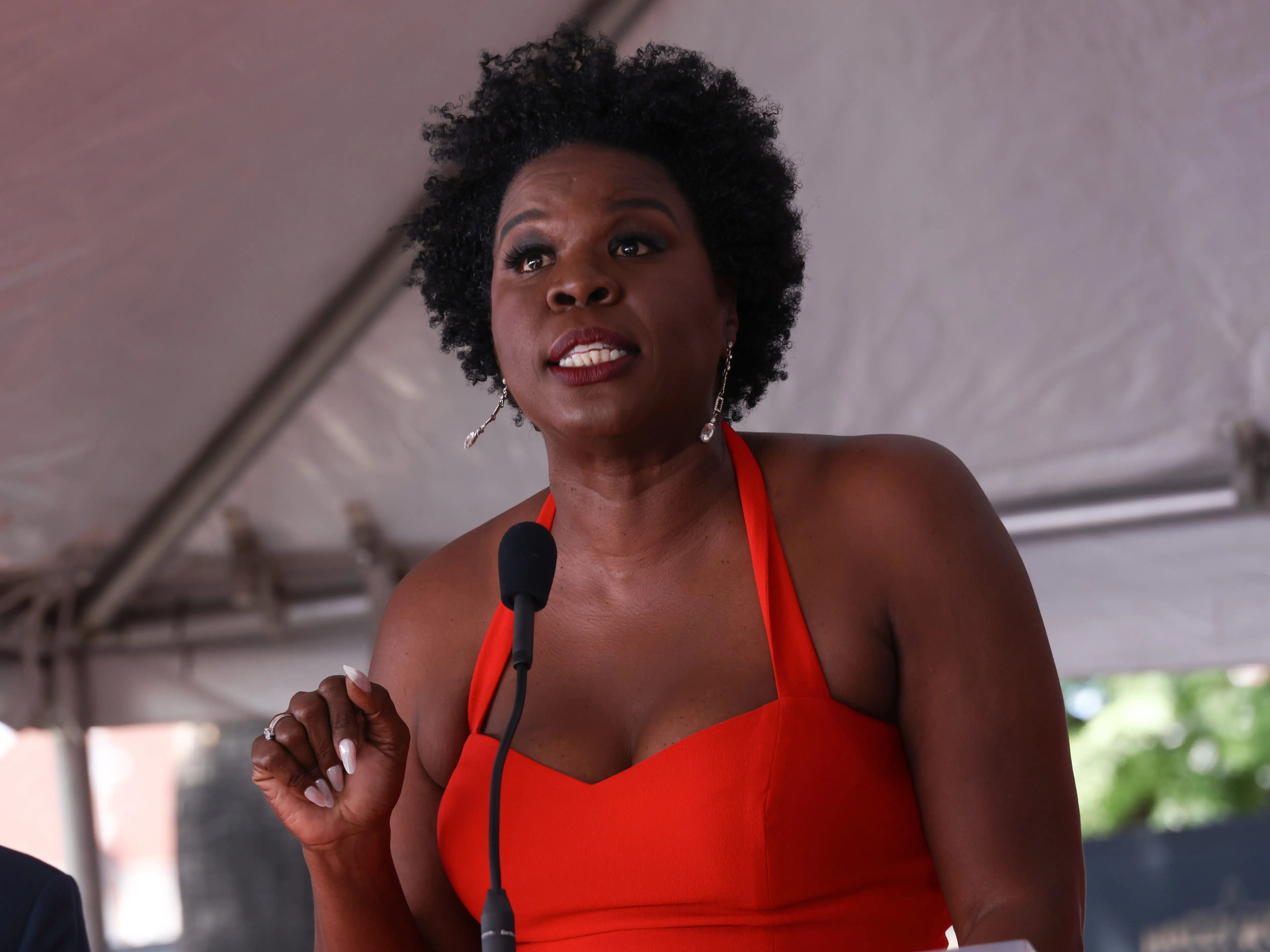 7 Female Celebrities Who Are At Least 6 Feet Tall Business Insider - Desktop Minimal Pictures for Desktop