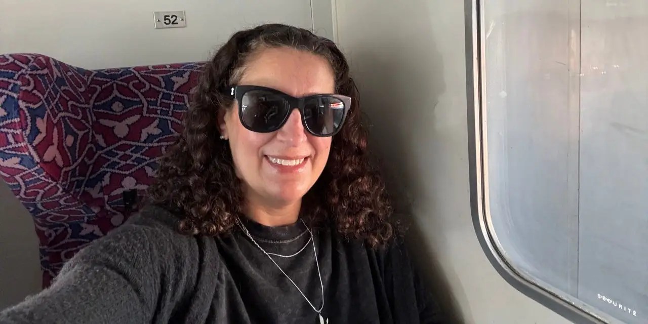 Jamie Davis Smith Afar - Premium Vintage Illustration Gallery - 8K