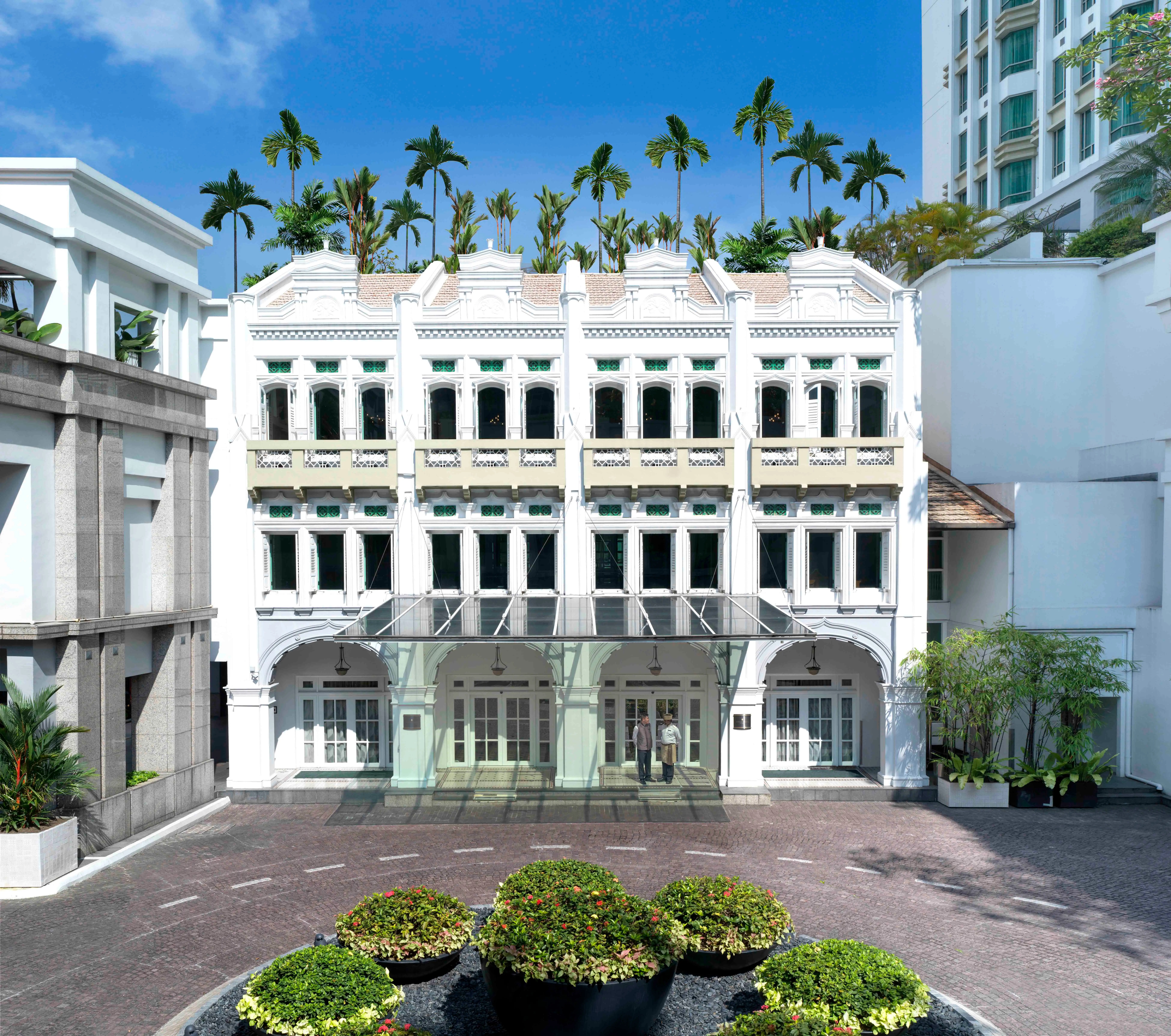 A singapore hotel will pay you if it rains during your vacation