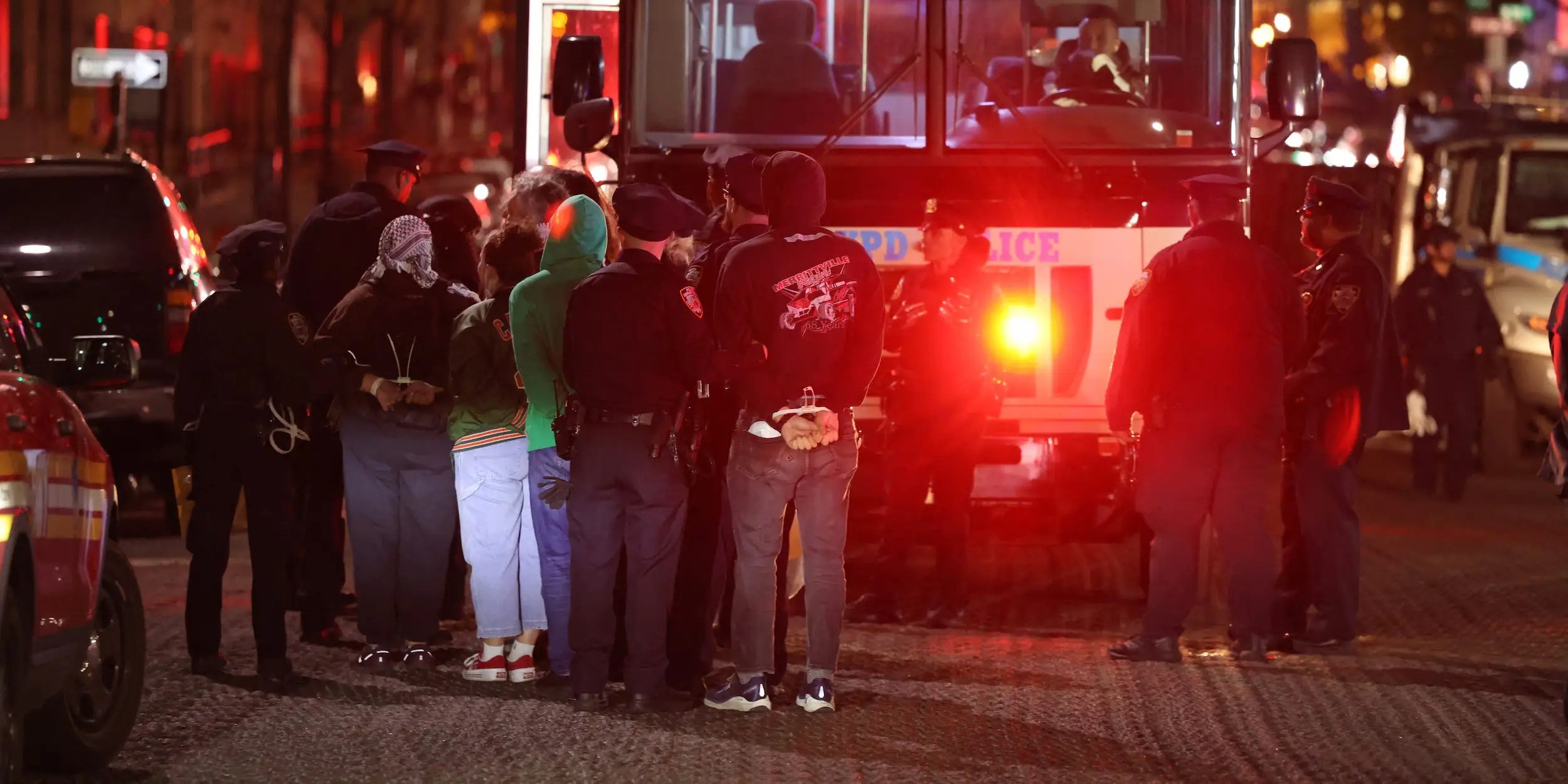 Which Charger Should You Buy for Your Galaxy Phone?