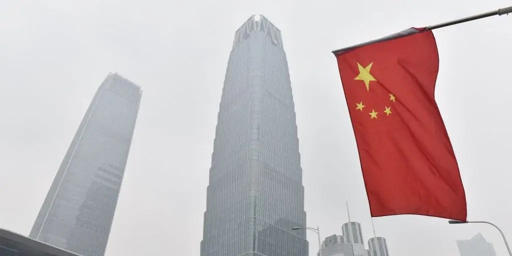 USA zaostrzą przepisy dotyczące eksportu sprzętu do produkcji układów scalonych AI z Chin: Reuters