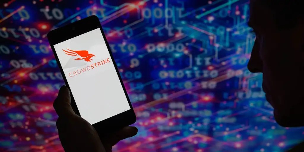 Microsoft Business Insider - Professional Dark Picture - Ultra HD