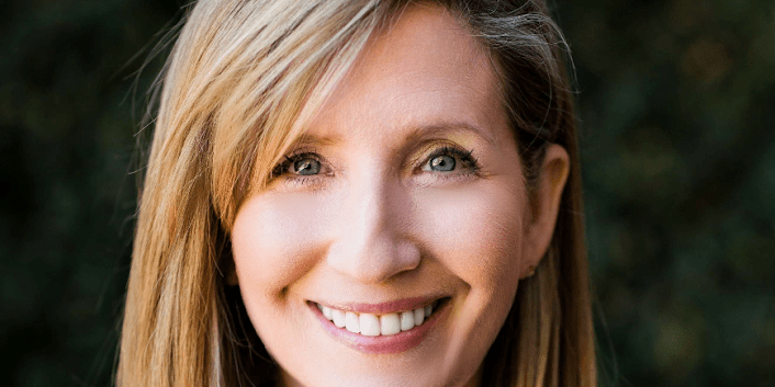 The Current She S A Journalist And Fact Checking Boss Facebook - Minimal Image Collection - HD Quality